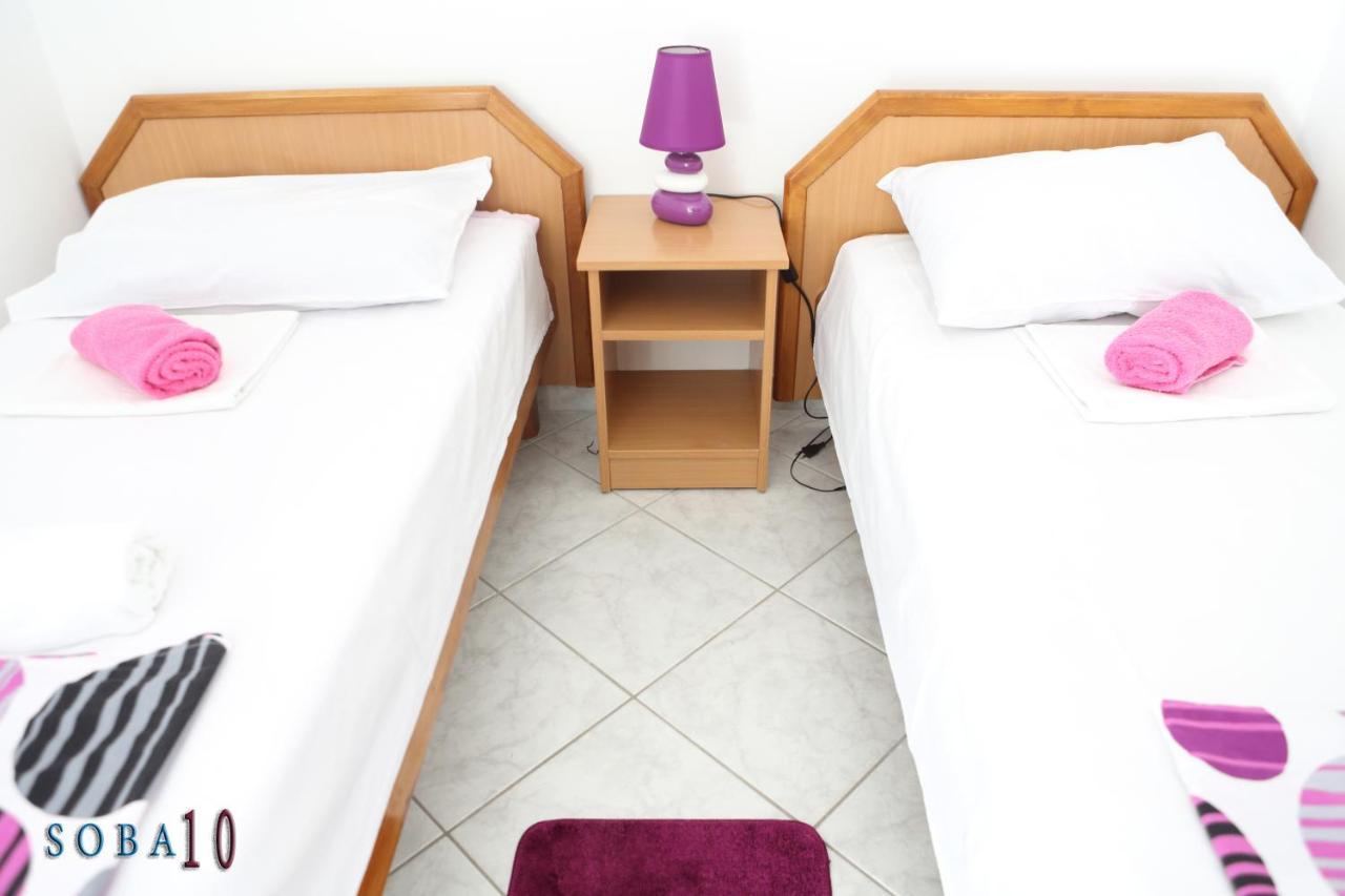 Apartmani Jedro Rafailovici Exteriör bild