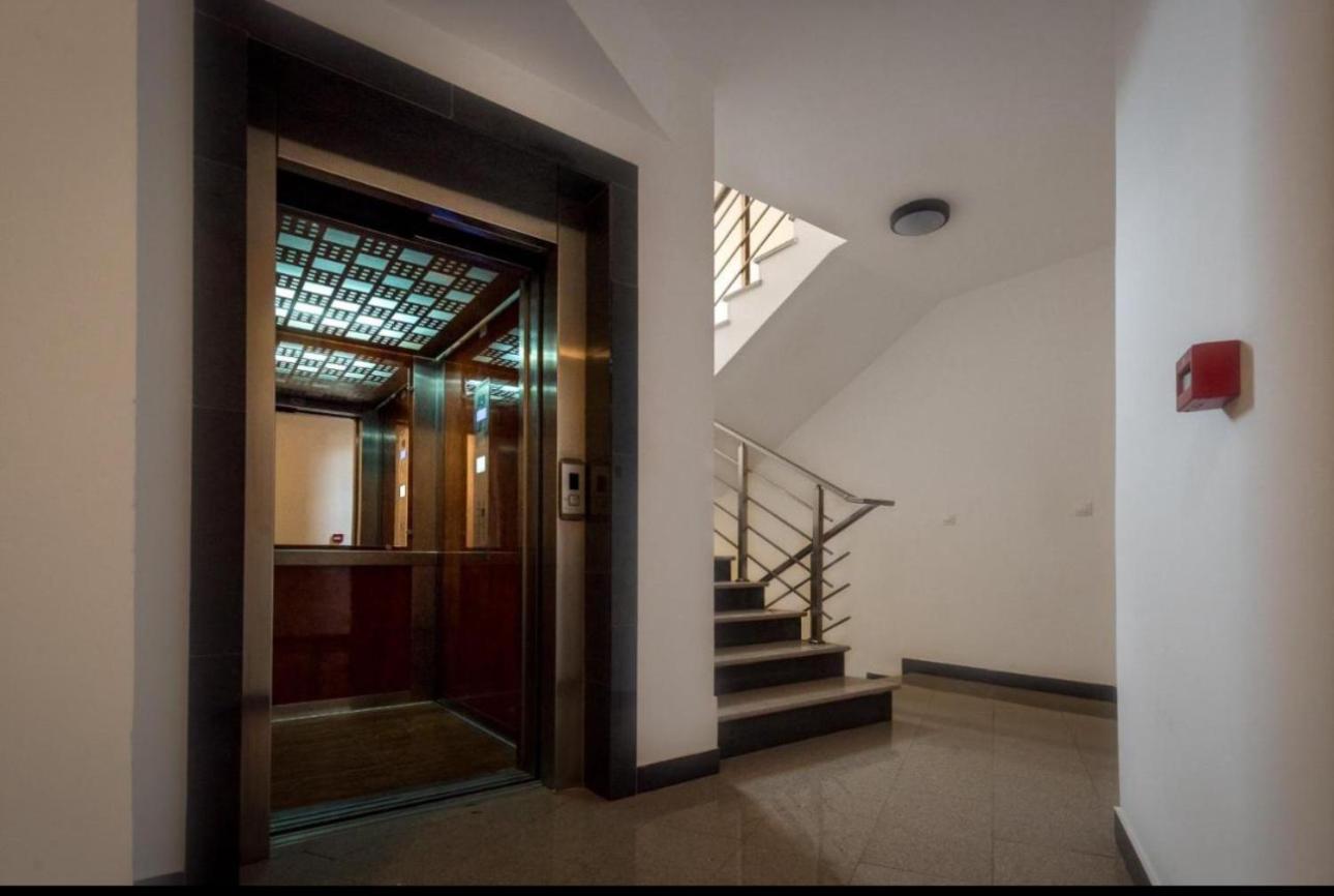 Apartmani Jedro Rafailovici Exteriör bild