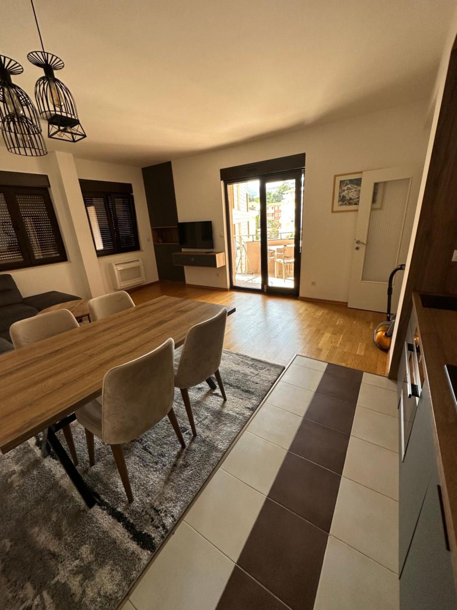 Apartmani Jedro Rafailovici Exteriör bild