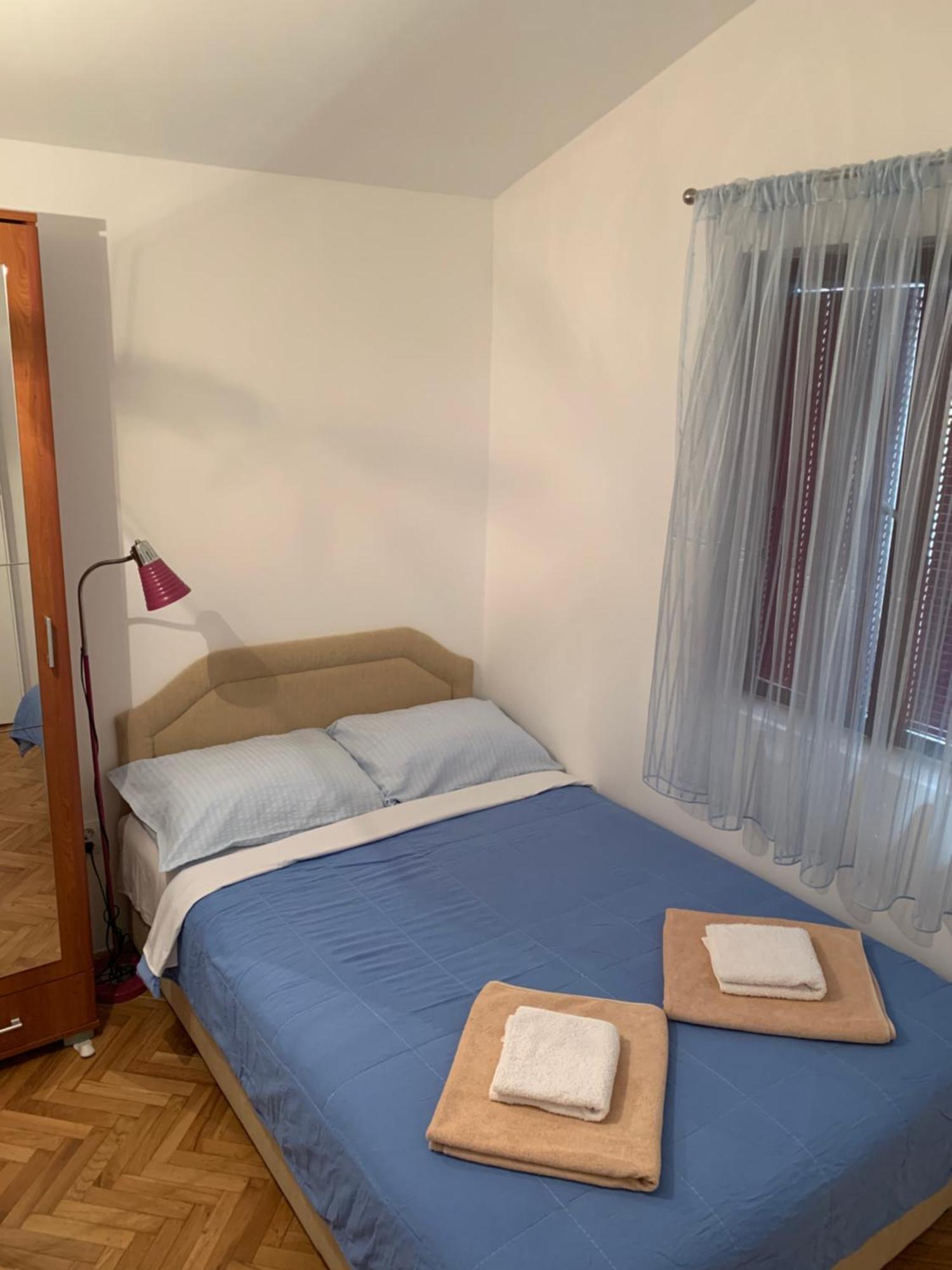 Apartmani Jedro Rafailovici Exteriör bild