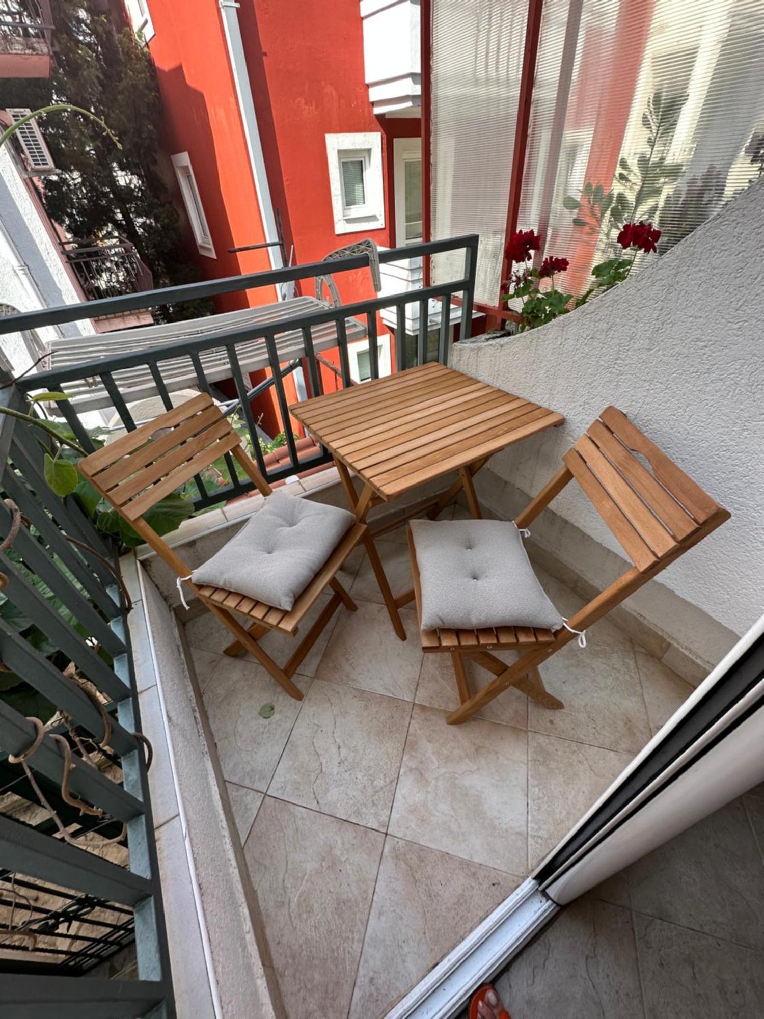 Apartmani Jedro Rafailovici Exteriör bild